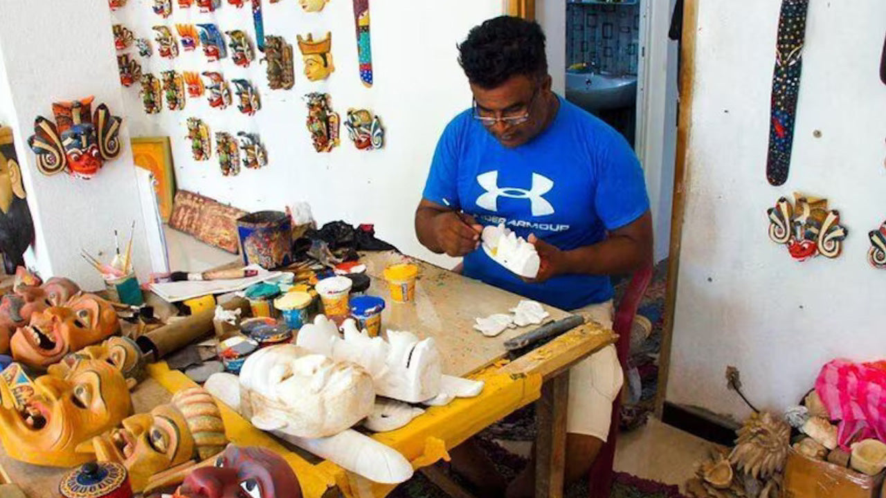 Mask Making Tour from Ambalangoda