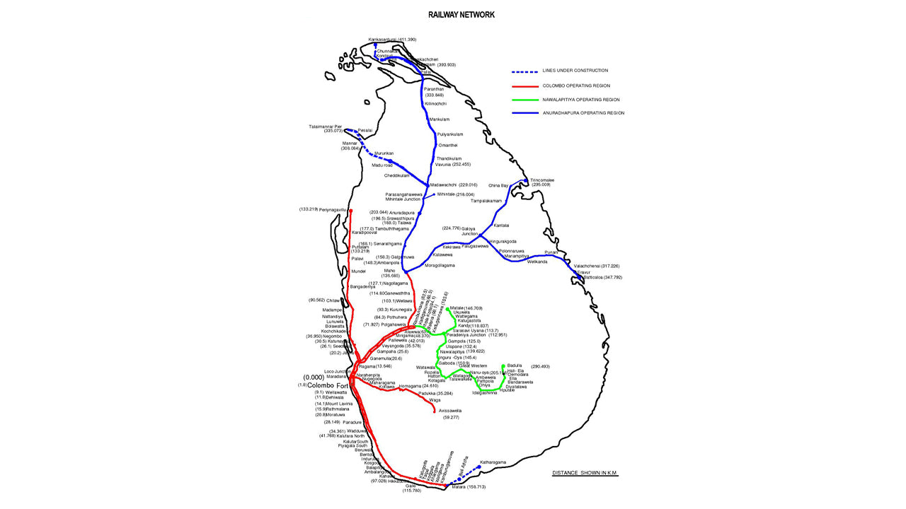 Kandy to Ella train ride on (Train No: 1005 "Podi Menike")