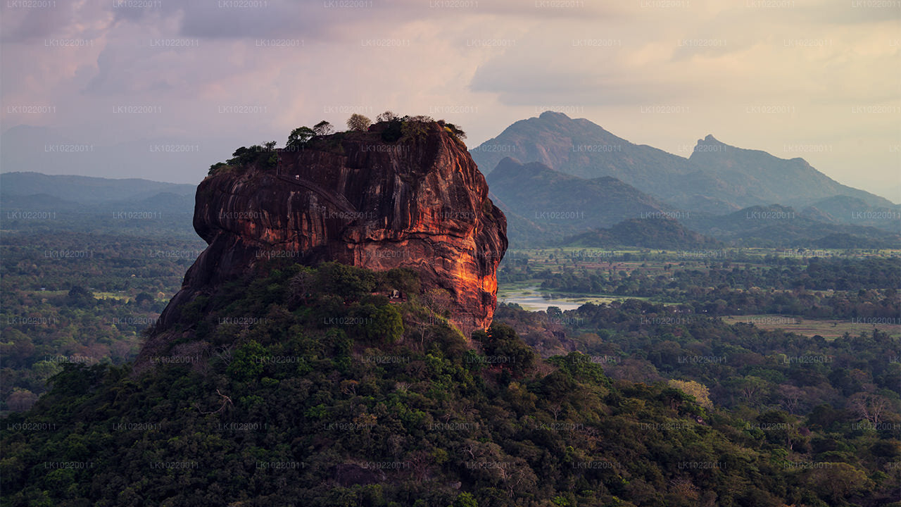 Ethos of Ceylon from Kandy (2 Days)